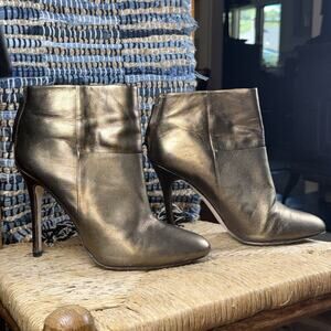 Charles David Women's Metallic Stiletto Heel Ankle Booties Bronze Size 9